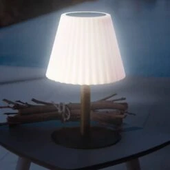 Lampe Solaire 2 En 1 LADY SPIKE BOUFFANT -EGLO || BRILLIANT || Trio Soldes Boutique 0c3b7ba0bc764fb4afc61ef8e4936555