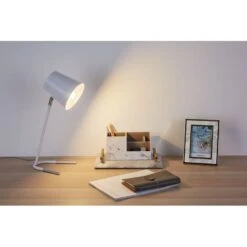 Lampe True Ally -EGLO || BRILLIANT || Trio Soldes Boutique 1000294255 210921 10411400098 MOOD DETAILS P000000001000294255 mood